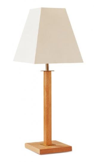 HAMIDA lampa gabinetowa wykonana z drewna z mealowymi detalami i tekstylnym abażurem